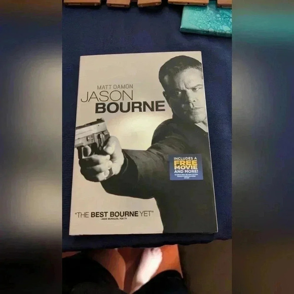 Jason Bourne DVD (New) - Picture 1 of 3